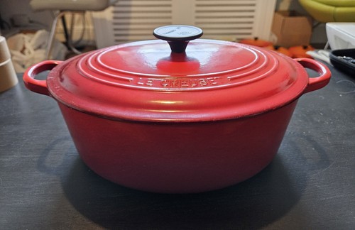 Creuset cast iron - le,
