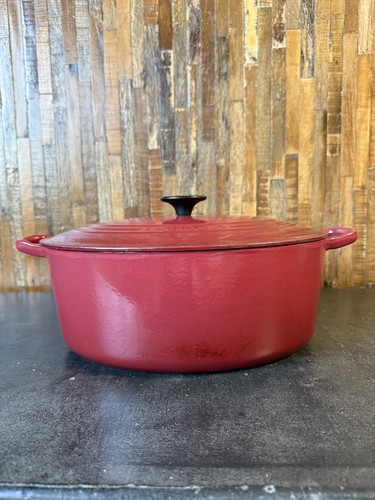Creuset cast iron oval - le,