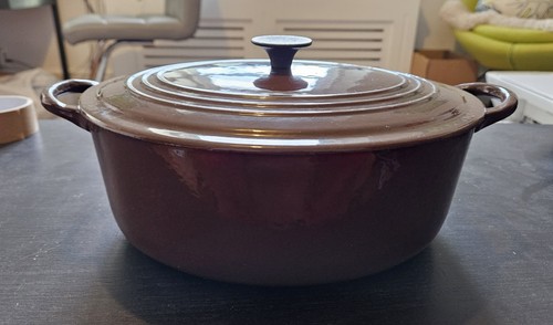 Creuset cast iron oval - le,