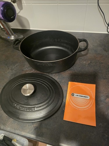 Creuset lidded black - le,