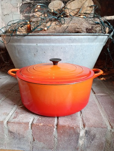 Creuset round cast iron - le,