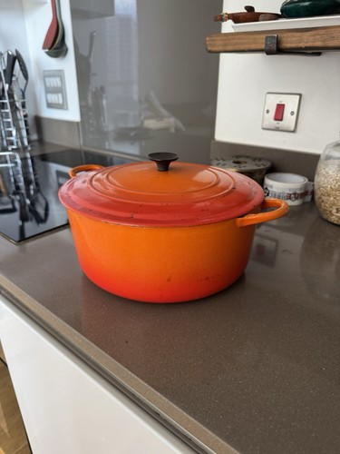 Creuset cast iron round - creuset,