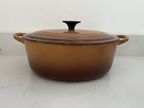 Creuset oval casserole dish - le,