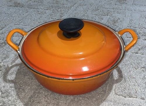Creuset cast iron volcanic - creuset,