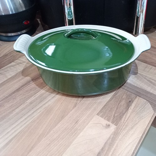 Creuset 22cm dark green - le,