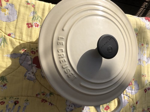 Creuset casserole dish - le,
