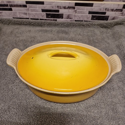 Creuset yellow oval cast - 26,