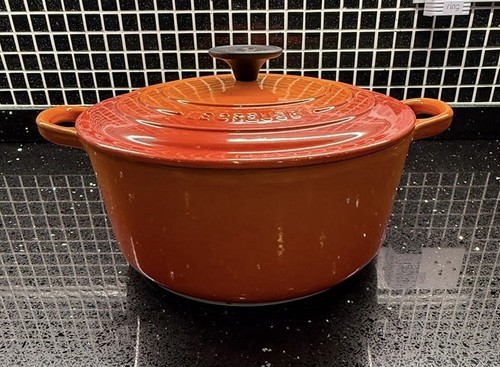 Creuset volcanic round - creuset,