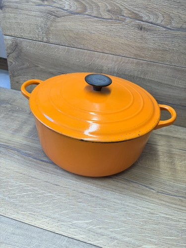 Creuset cast iron round - cast,